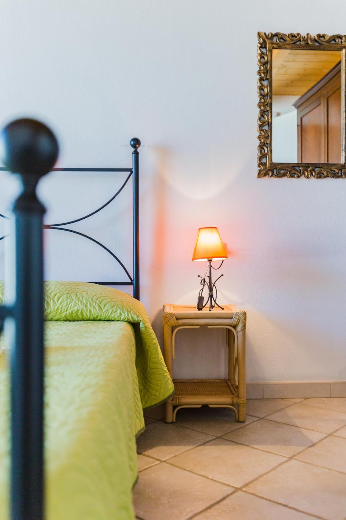Residence Fior Di Sulcis カラゼッタ エクステリア 写真